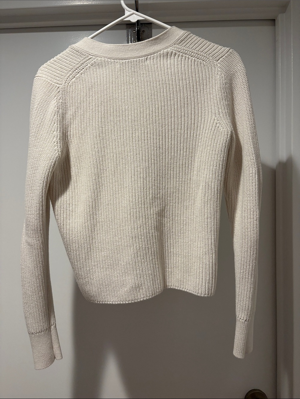 Banana Republic Cardigan - Picture 4 of 4